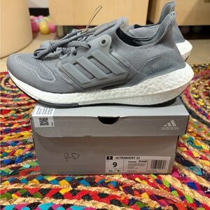NEW IN BOX adidas Grey Ultraboost Knit Running Sneakers
